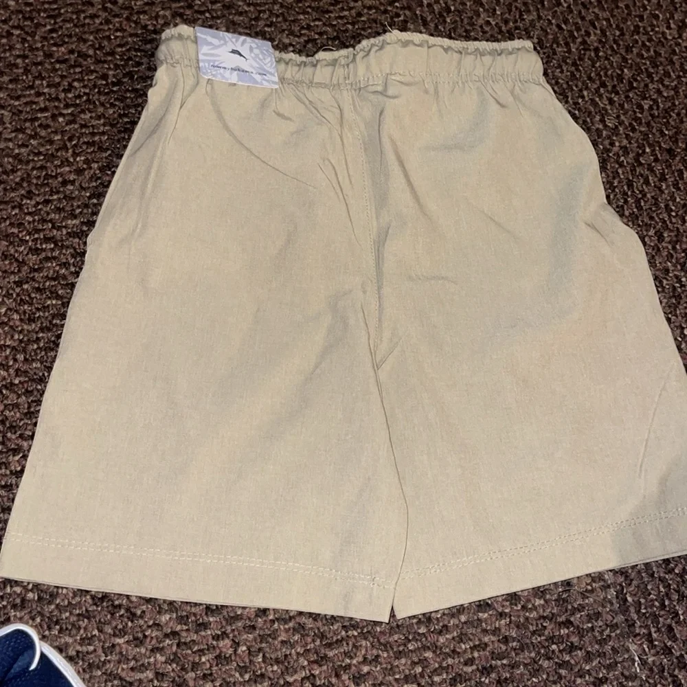 Tommy Bahama active  Tan Shorts with Navy Drawstring - Picture 5 of 5